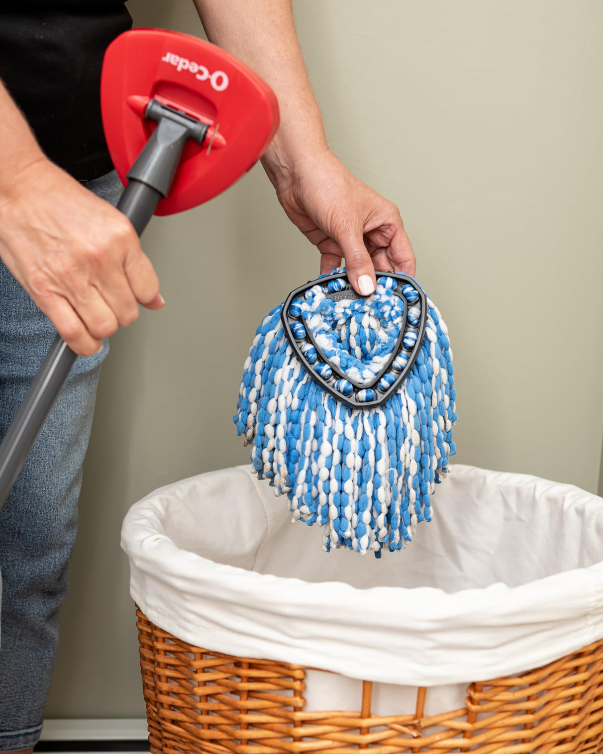 O-Cedar RinseClean Spin Mop & Bucket System | Clean with Clean Water | Removes 99% of Bacteria