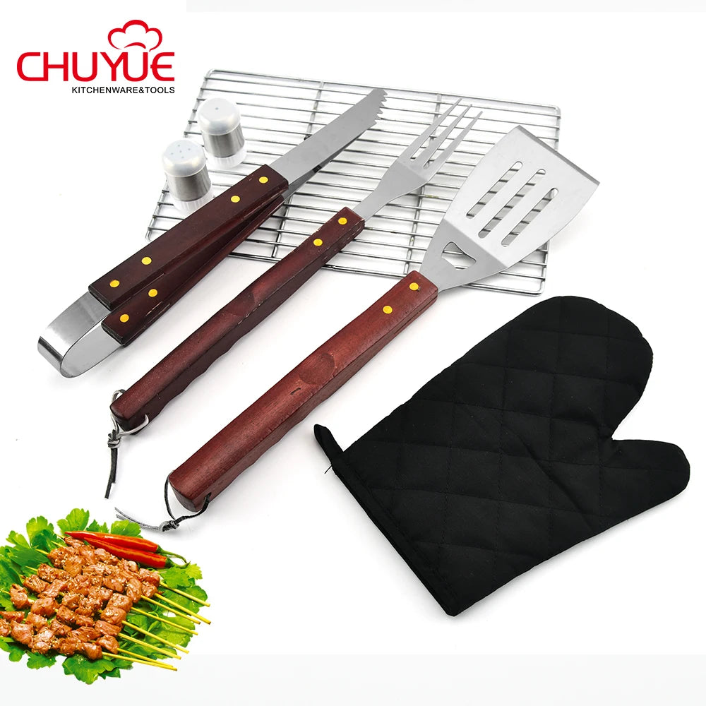 Factory Tik Tok Hot Selling Camping Outdoor Portable 6PCS Wooden Handle BBQ Grill Tools Set With Oxford Bag