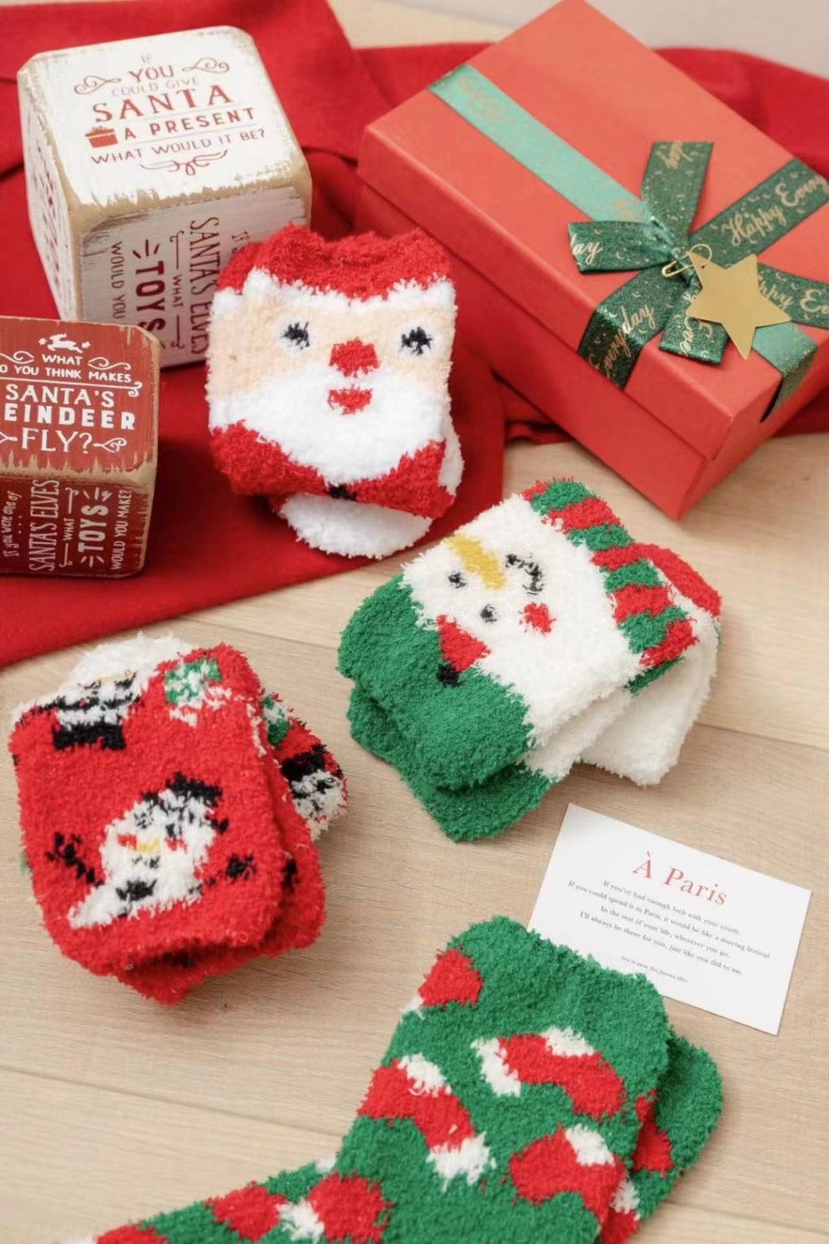 Coral fleece Christmas socks autumn and winter thick tube socks New Year gift socks cartoon Christmas socks cross-border wholesale