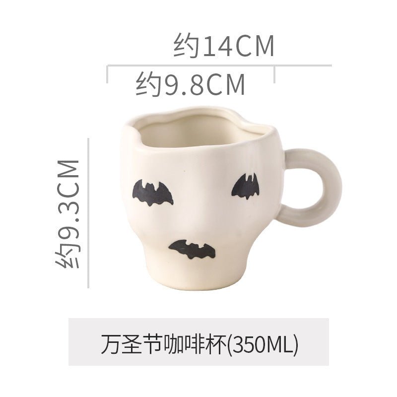 Creative Halloween-Themed Ceramic Cup and Saucer, Irregular Personalized Coffee Cup and Saucer with Pumpkin and Bat Patterns