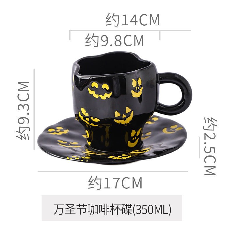 Creative Halloween-Themed Ceramic Cup and Saucer, Irregular Personalized Coffee Cup and Saucer with Pumpkin and Bat Patterns