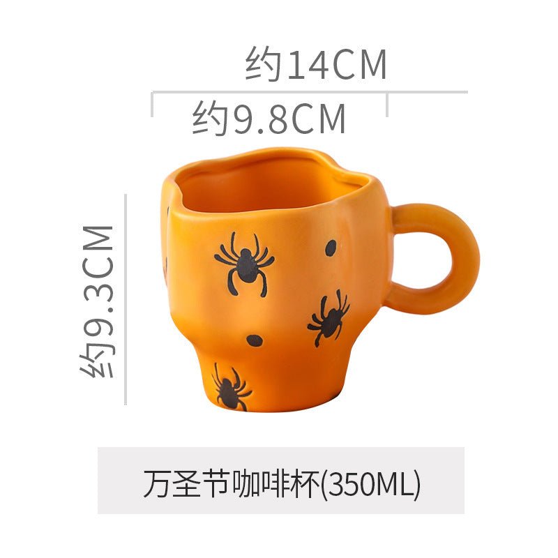 Creative Halloween-Themed Ceramic Cup and Saucer, Irregular Personalized Coffee Cup and Saucer with Pumpkin and Bat Patterns