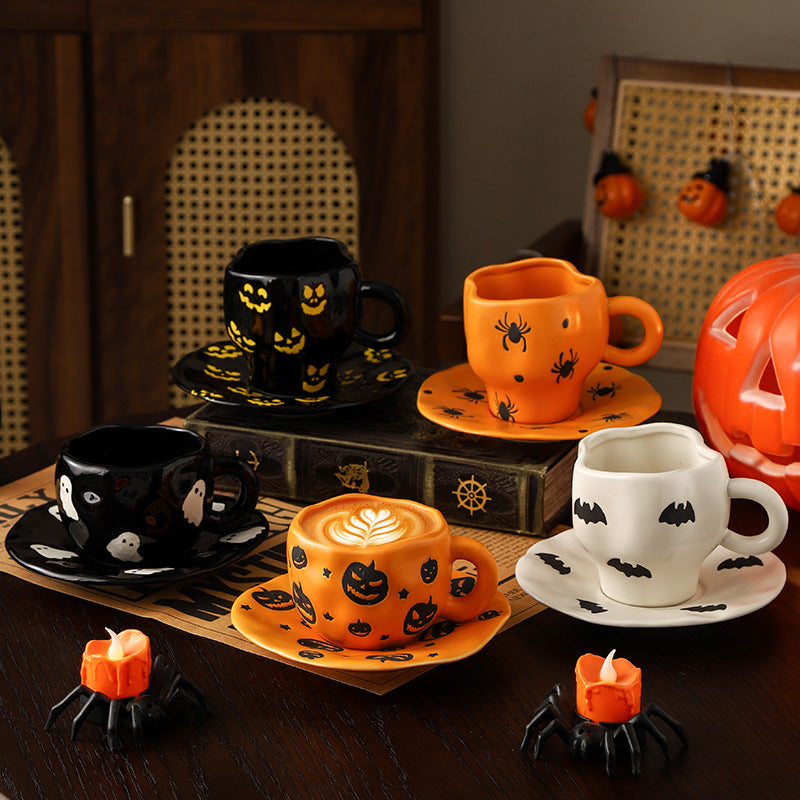 Creative Halloween-Themed Ceramic Cup and Saucer, Irregular Personalized Coffee Cup and Saucer with Pumpkin and Bat Patterns
