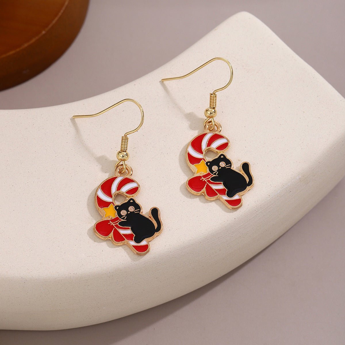 Cross-border personality Christmas series elk gingerbread earrings European and American cartoon oil Santa Claus earrings