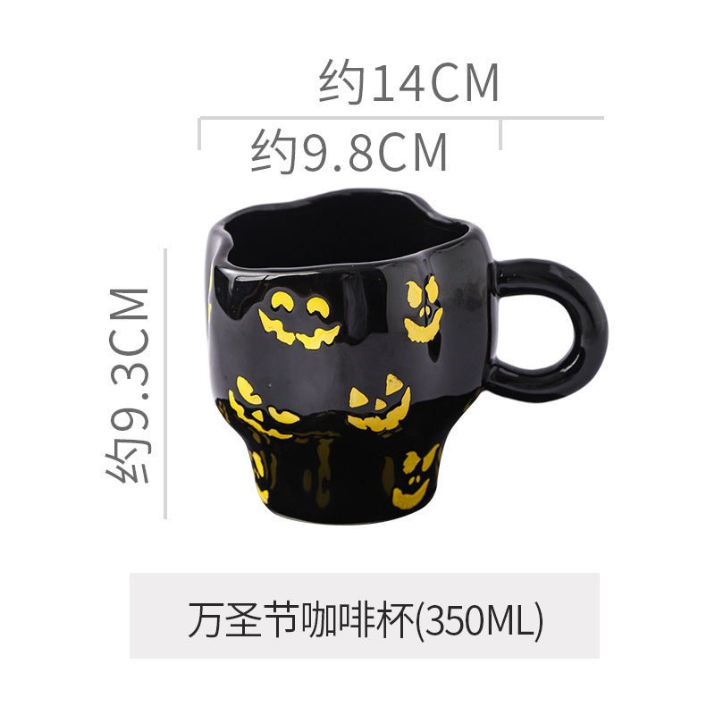 Creative Halloween-Themed Ceramic Cup and Saucer, Irregular Personalized Coffee Cup and Saucer with Pumpkin and Bat Patterns