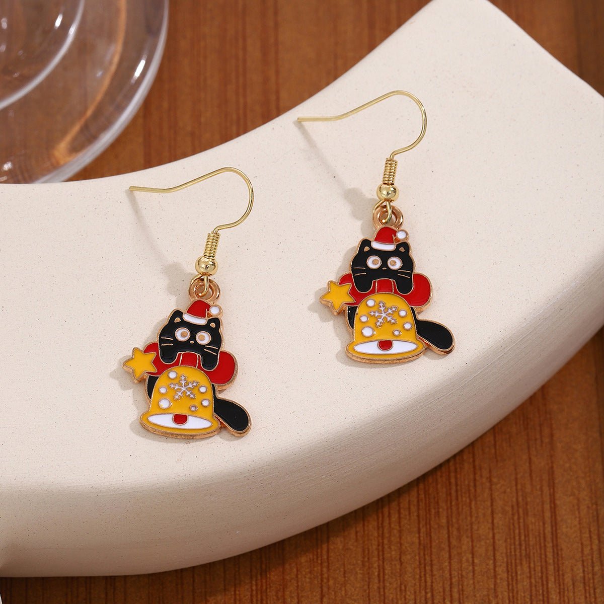 Cross-border personality Christmas series elk gingerbread earrings European and American cartoon oil Santa Claus earrings