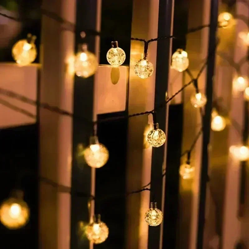 Luzes de cordão solares para exterior, luzes de globo de cristal LED, luzes de fada solares à prova d'água para decoração de jardim, Natal e exteriores