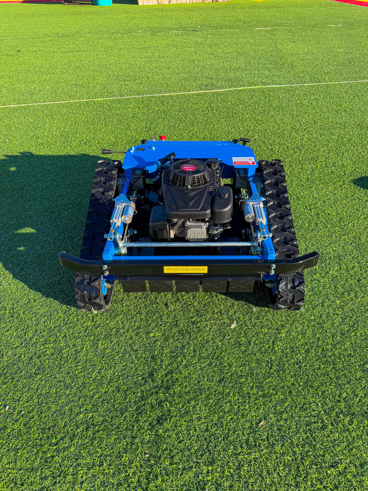 O Cortador de Grama Automático Tem Alta Potência e É Fácil de Operar. O Mini Cortador de Grama Agrícola Conquista Todos os Terrenos