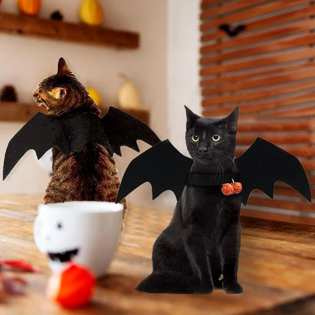 Fantasia de Halloween para Pets: Asas de Morcego para Gatos e Cães com 2 Sinos de Abóbora – Roupa de Cosplay para Gatos e Cães Pequenos – Diversão para Festas e Fantasiar