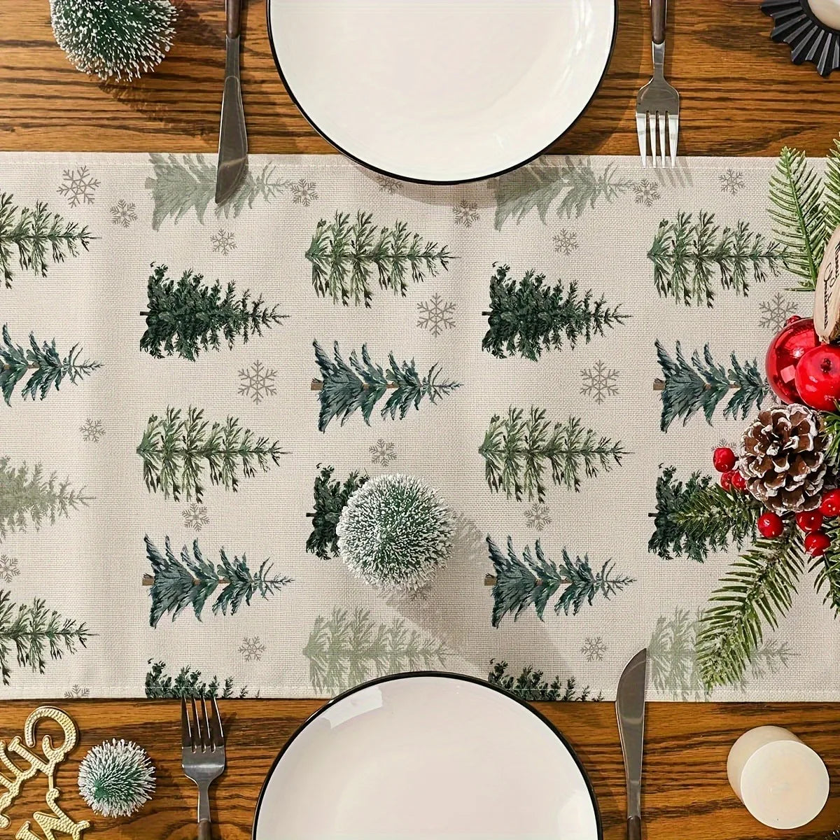 Decoração de mesa festiva retangular de corredor de mesa de Natal, design de árvores de Natal vermelhas e flocos de neve para toalha de mesa de férias
