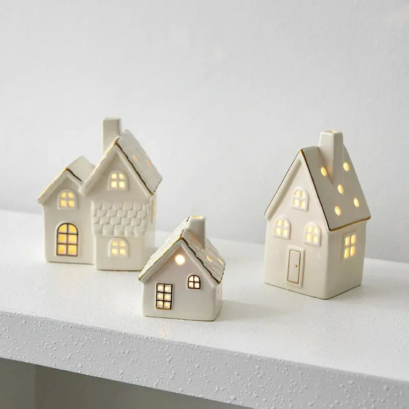 Enfeites de Cerâmica Criativos para Árvore de Natal: Casa de Neve Luminosa para Arranjo de Cenário e Pequenos Enfeites de Mesa