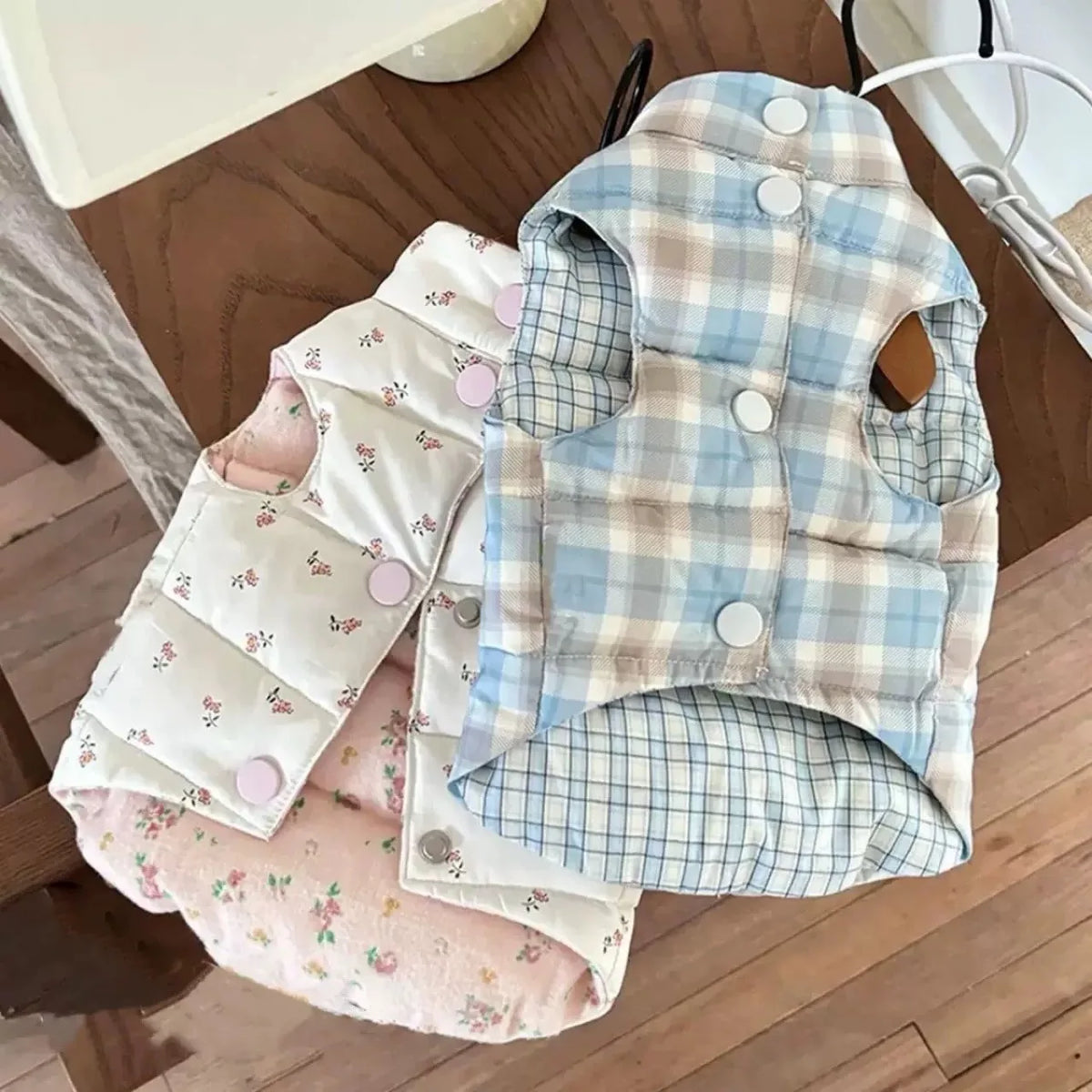 Outono e inverno animal de estimação grosso colete floral manter quente gato inverno xadrez casaco filhote de cachorro roupas para cães pequenos