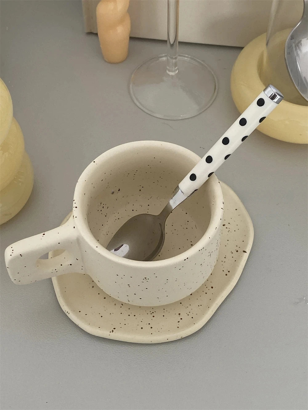 Conjunto de Talheres Retrô Coreano de Aço Inoxidável com Pontos, 4 Peças, Garfo de Bife e Colher de Manteiga, Conjunto de Talheres Domésticos para Jantar
