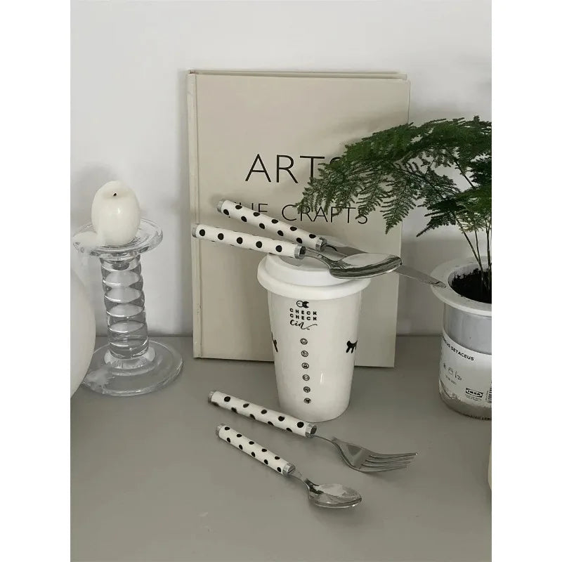 Conjunto de Talheres Retrô Coreano de Aço Inoxidável com Pontos, 4 Peças, Garfo de Bife e Colher de Manteiga, Conjunto de Talheres Domésticos para Jantar