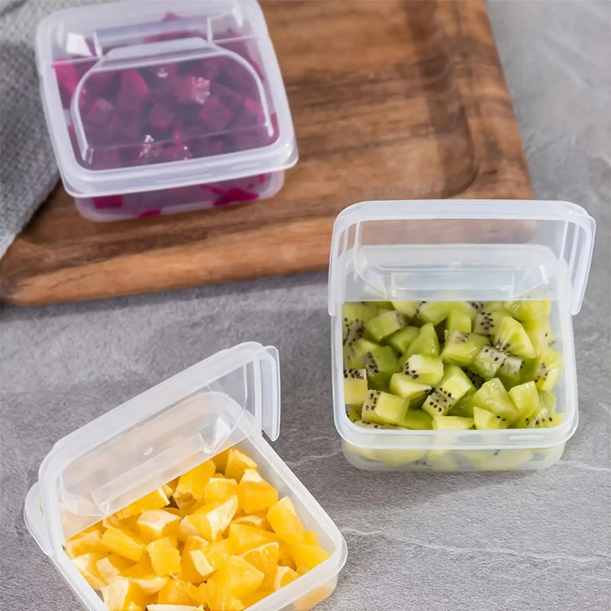 Recipiente de queijo fatiado para geladeira, bloco de manteiga de plástico transparente caixa de armazenamento de fatia de queijo com tampa flip para alimentos de geladeira 1 peça