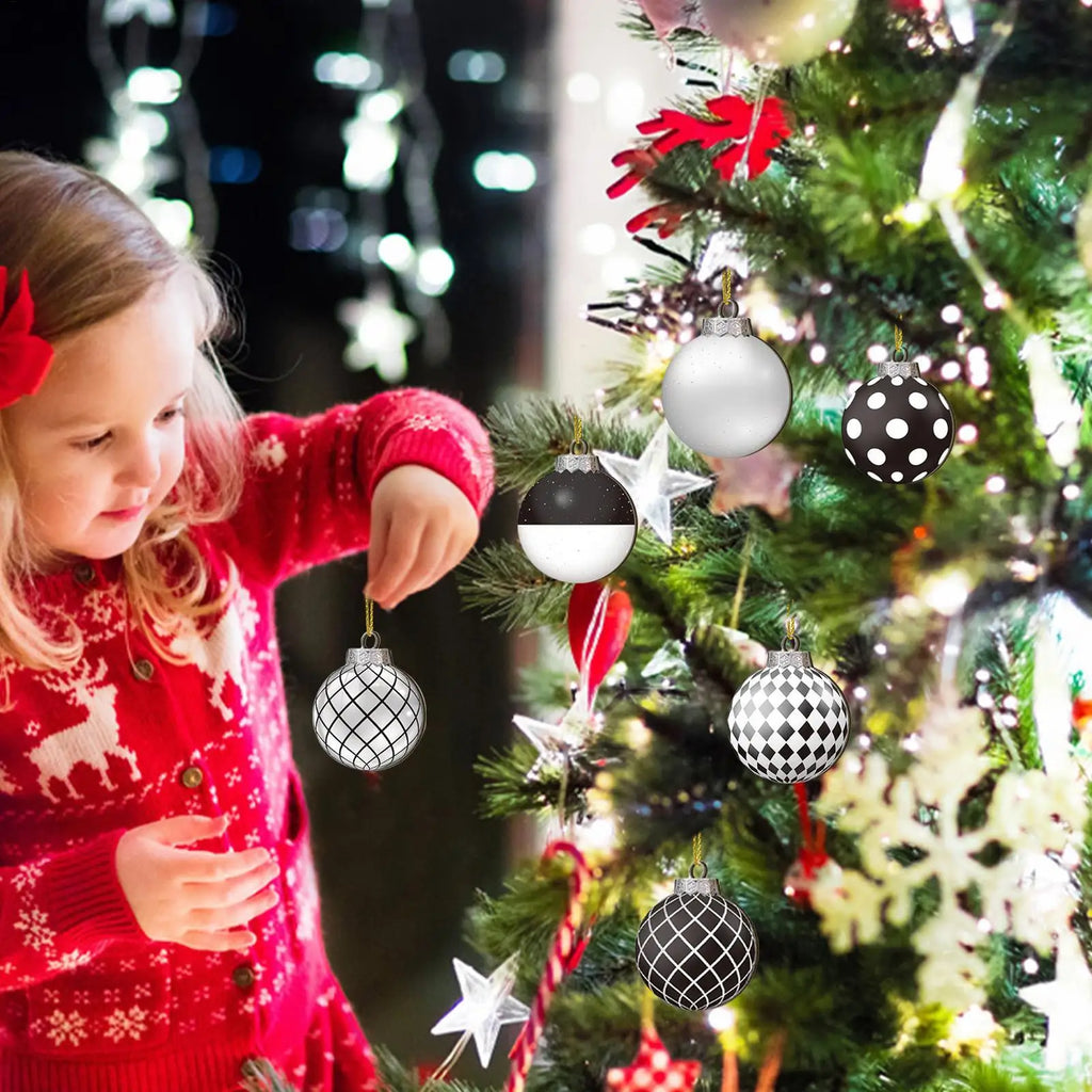 12pçs bolas de natal pretas e brancas, bola suspensa pintada à mão, pingentes de árvore de natal, decoração de casa, presentes de ano novo 2025