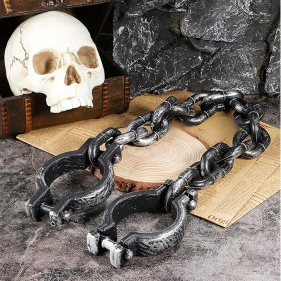 Itens de maquiagem e decoração para festas de Halloween, algemas, correntes de ferro, acessórios de prisioneiro de terror, pulseiras de imitação de plástico, grilhões, correntes.