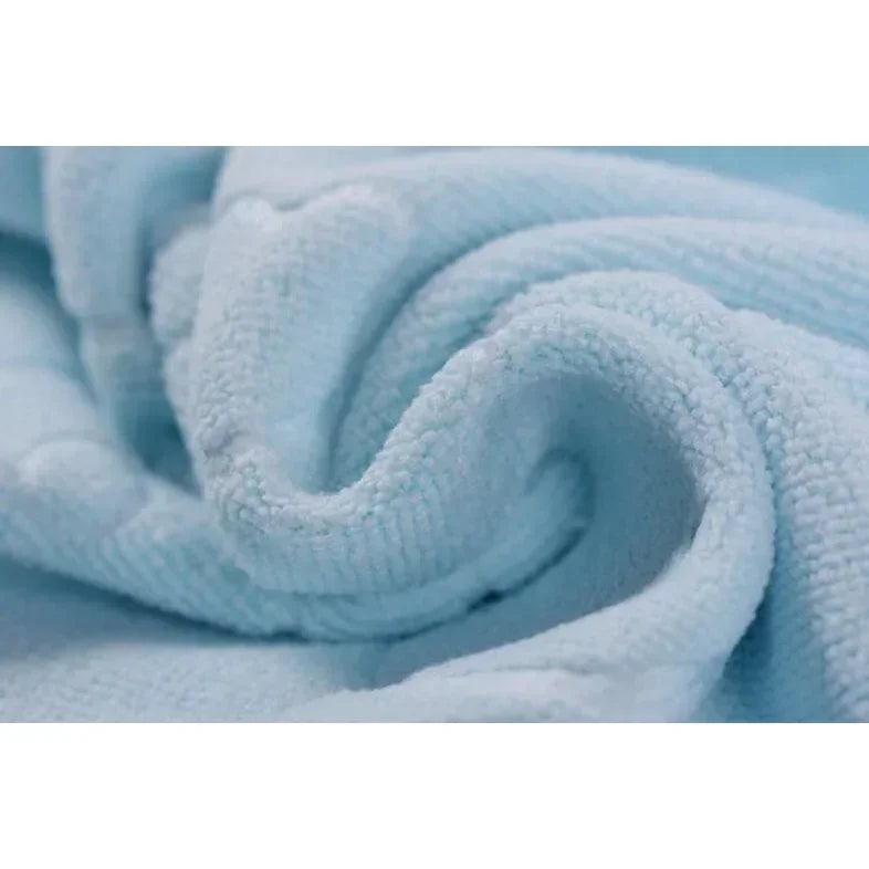 Toalha de banho gravada Microfiber, acessório absorvente espesso, macio, suprimentos domésticos, 70*140