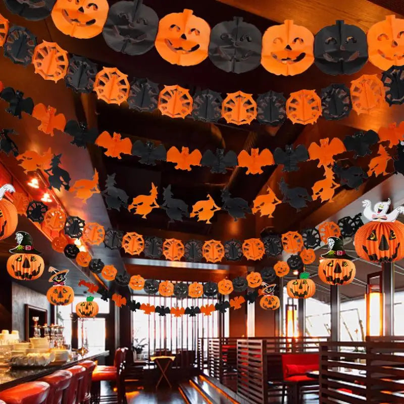 Guirlanda de Papel com Morcegos, Abóboras, Fantasmas e Aranhas para Decoração de Parede em Festas de Halloween em Casa