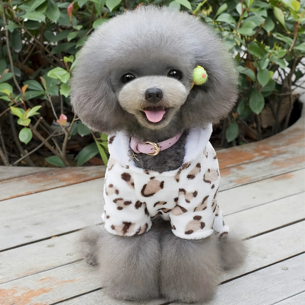 Outono e inverno roupas para animais de estimação roupa de lã coral roupas para cães de pelúcia estampa de leopardo casaco de quatro pernas para cães