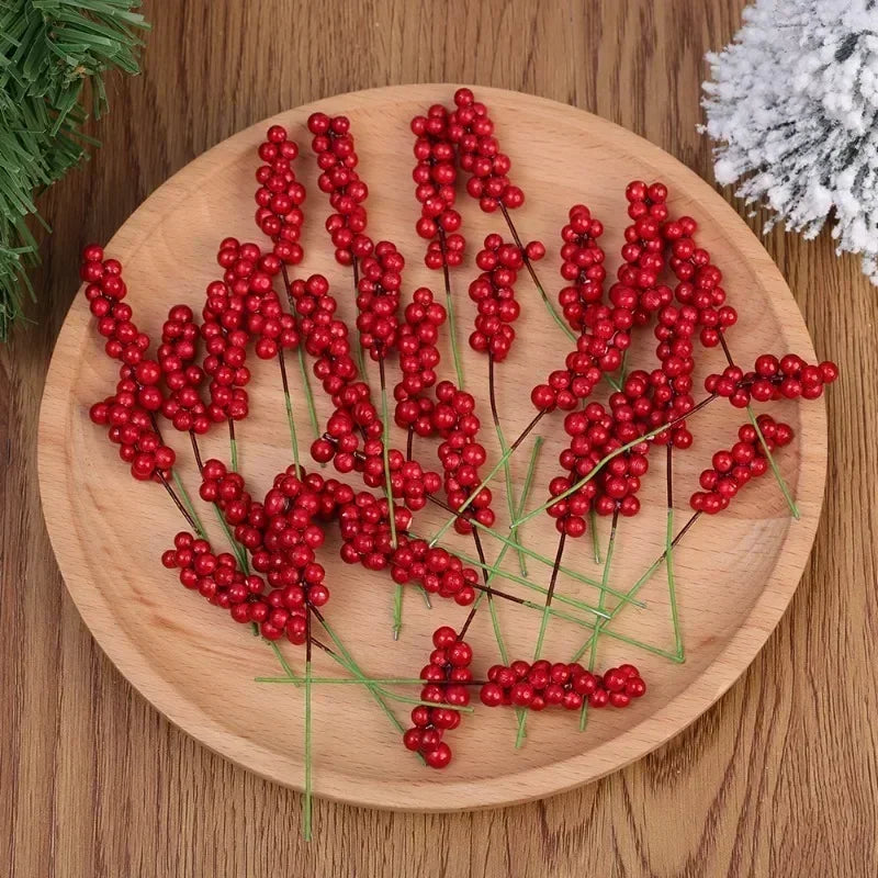 Galhos de Frutas Vermelhas Artificiais para Natal, Buquê de Flores de Azevinho Falso para Decoração de Árvore de Natal e Festa de Ano Novo