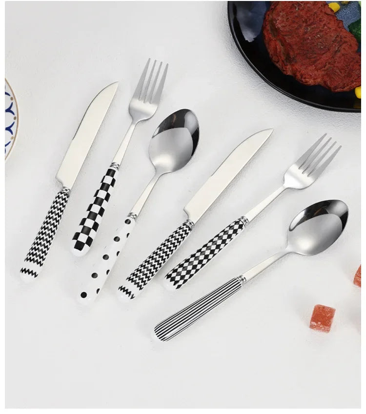 Conjunto de Talheres Retrô Coreano de Aço Inoxidável com Pontos, 4 Peças, Garfo de Bife e Colher de Manteiga, Conjunto de Talheres Domésticos para Jantar