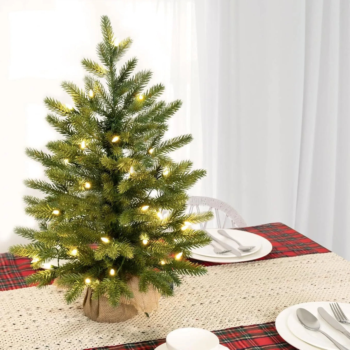 Decoração de árvore de natal 2025 decoração de casa decoração de ano novo pinho de natal embutido led mesa artificial pequena árvore de natal