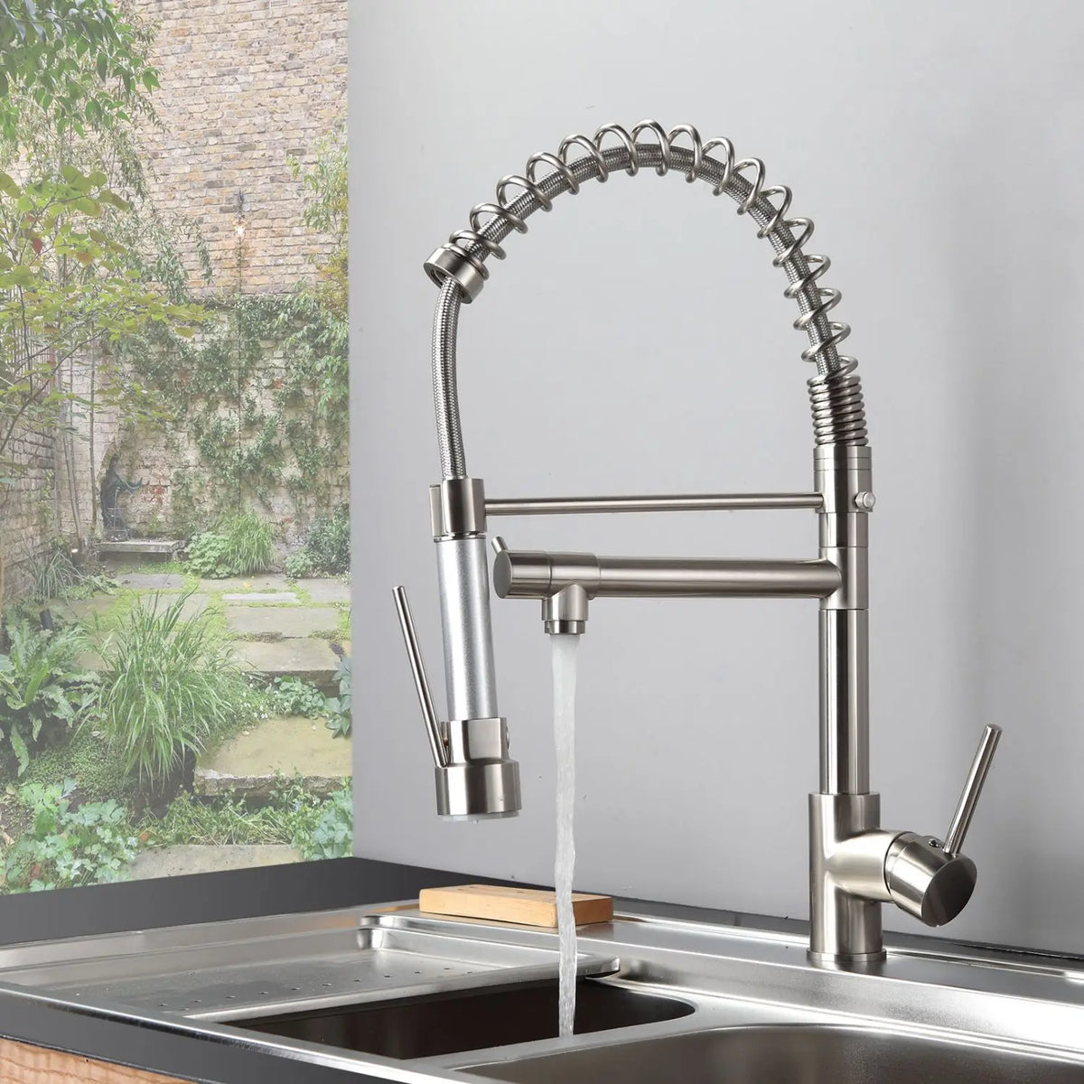 Modern Single Handle Kitchen Faucet Pull Down Sprayer Stainless Steel Brushed Nickel Deck Mounted 1 Hole