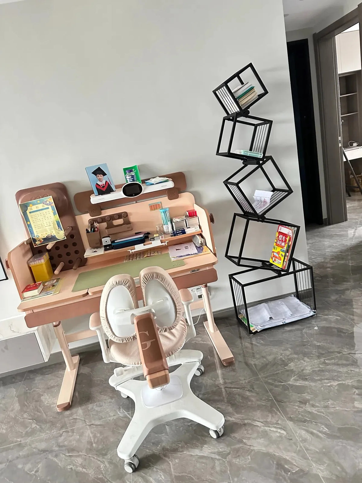 Decoração moderna para sala de estar, prateleira de arte em ferro, escritório, estudo, estante, armazenamento multicamadas para organizar livros e decorações