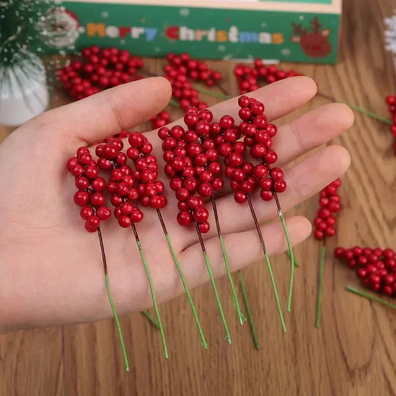 Galhos de Frutas Vermelhas Artificiais para Natal, Buquê de Flores de Azevinho Falso para Decoração de Árvore de Natal e Festa de Ano Novo