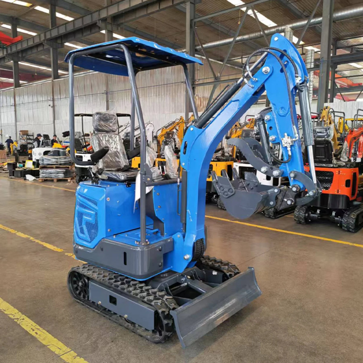 Mini Escavadeira Compacta de 1.2 Toneladas e 1.5 Toneladas, Escavadeira Hidráulica com Esteiras, Certificação CE EPA Euro 5, Motor Kubota, Máquina Agrícola Personalizada