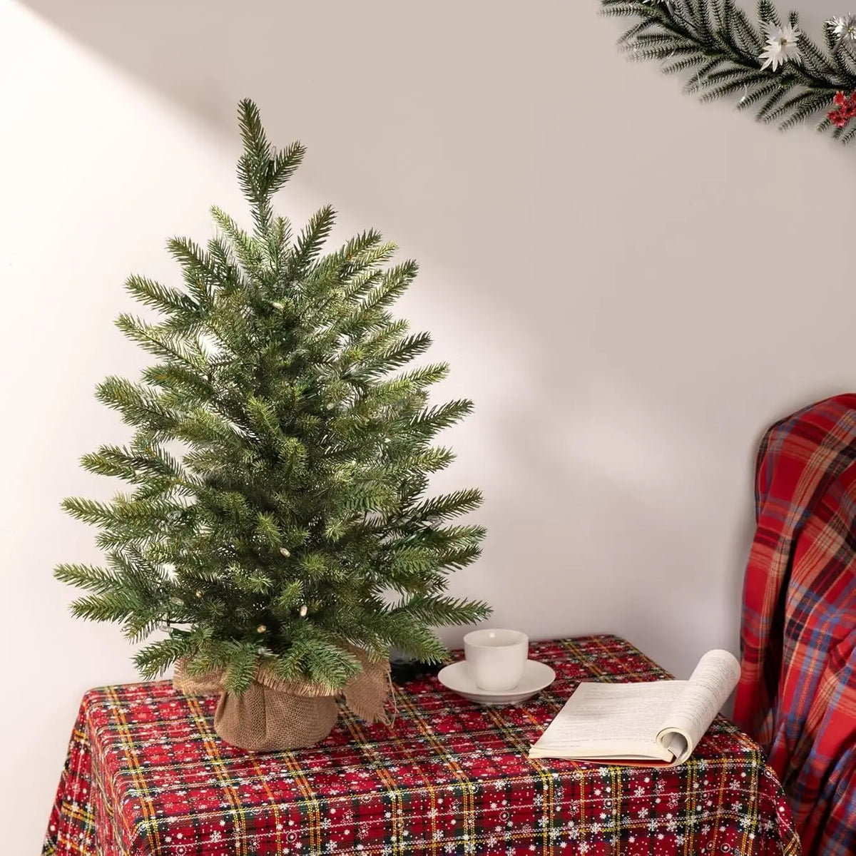 Decoração de árvore de natal 2025 decoração de casa decoração de ano novo pinho de natal embutido led mesa artificial pequena árvore de natal