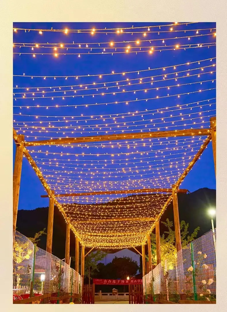 Luzes de Cordão Solares LED 300LED 8 Modos à Prova d'Água Luzes de Fada Alimentadas por Energia Solar para Decoração de Natal ao Ar Livre Lâmpada Estrelada