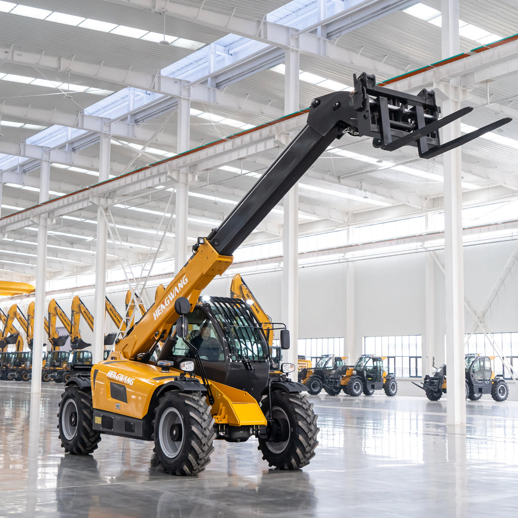 Empilhadeira Hidráulica Telescópica 7m de Elevação a Diesel 4x4 para Terrenos Acidentados - Máquina de Construção