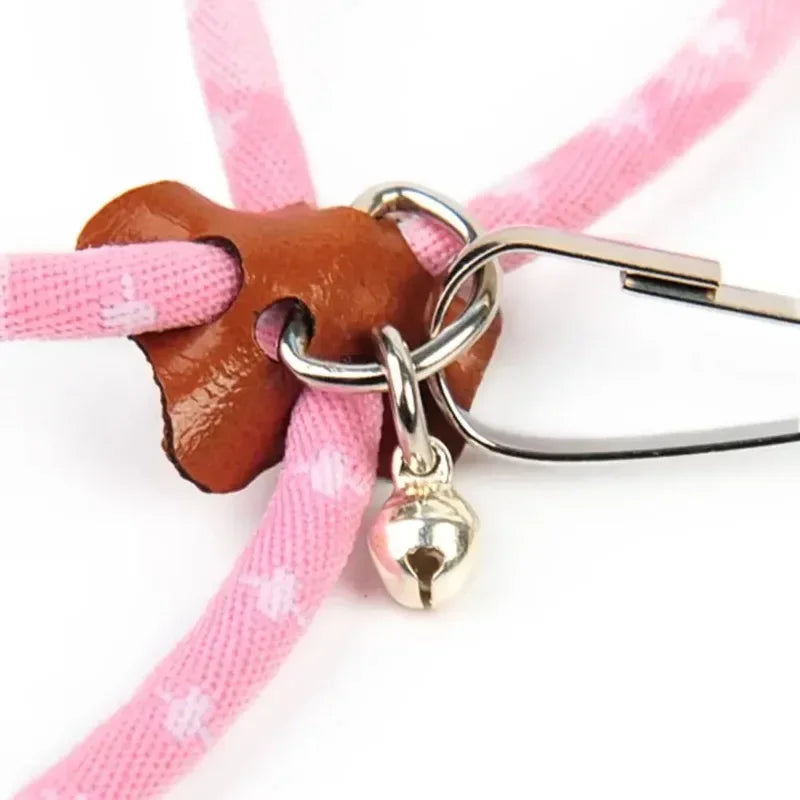 Pet ajustável macio arnês sino trela conjunto mouse hamster furões rato animal de estimação porco trela hamster arnês corda anti-mordida pet andando