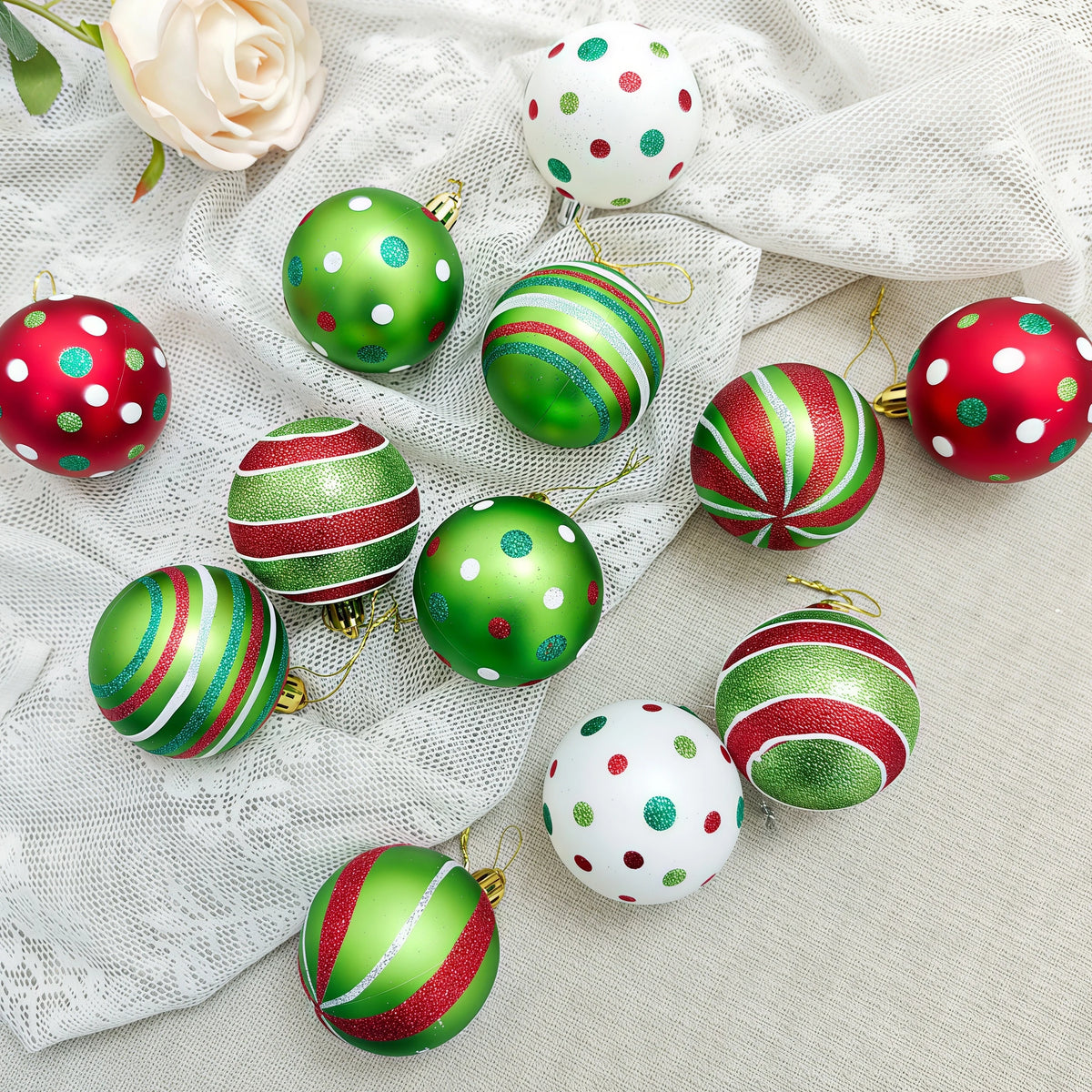 Conjunto de enfeites de bolas de Natal, verde e vermelho, para pendurar na árvore de Natal, ideal para festas de Ano Novo e como presente.
