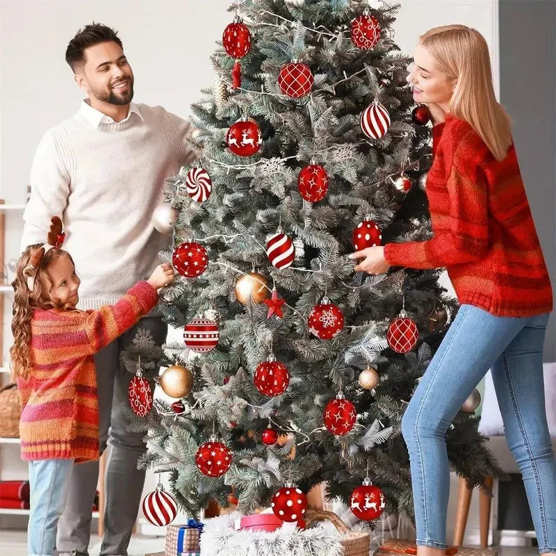 12 enfeites de Natal em forma de bolas de madeira, vermelhas, redondas, para pendurar, com padrão clássico.