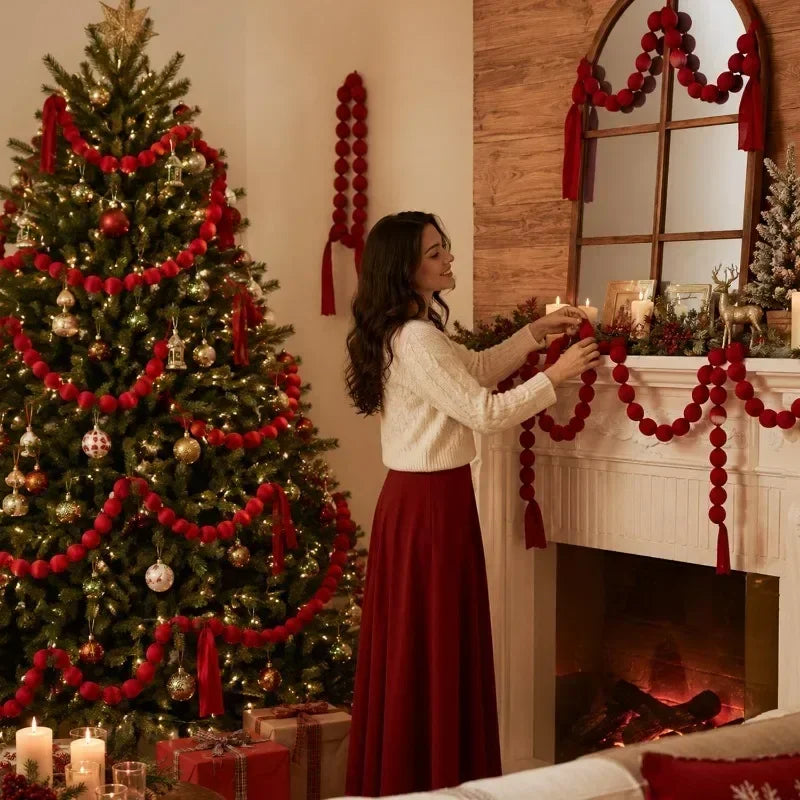 Guirlanda de bolas de Natal para pendurar, bolas de tecido vermelho, cordão para decoração de árvore de Natal, decoração para pendurar na janela, bolas de tecido macio e suave, artigos para festas.