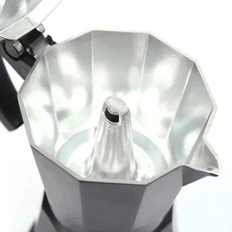 Cafeteira elétrica de alumínio 220v 300ml, estilo italiano, com plugue europeu, para uso doméstico, rápida e conveniente.