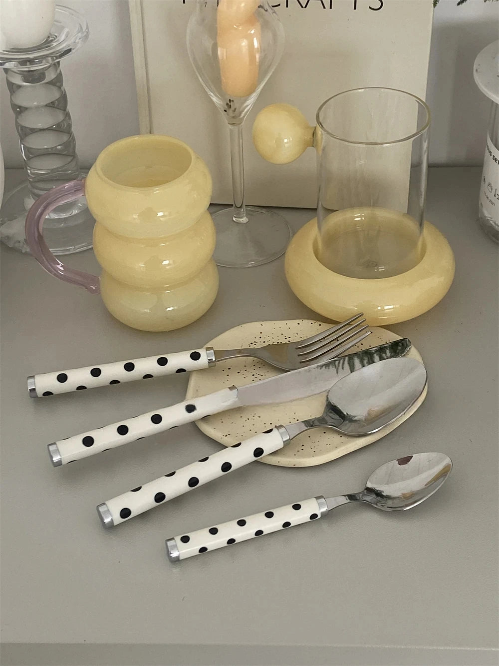 Conjunto de Talheres Retrô Coreano de Aço Inoxidável com Pontos, 4 Peças, Garfo de Bife e Colher de Manteiga, Conjunto de Talheres Domésticos para Jantar