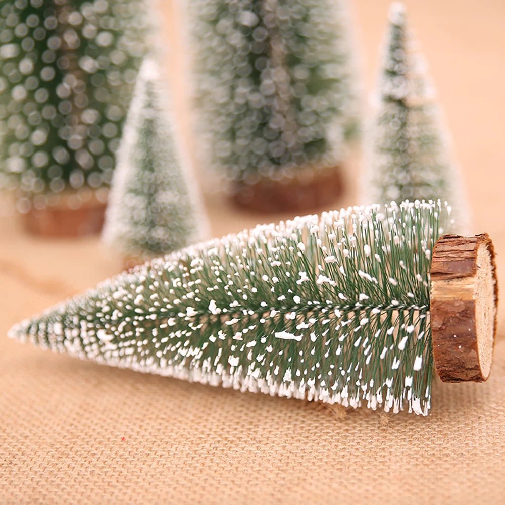 Decoração de natal artificial mini ornamentos de árvore em miniatura pinheiros de neve de cedro para decoração de mesa de casa 2024 navidad paisagem presentes