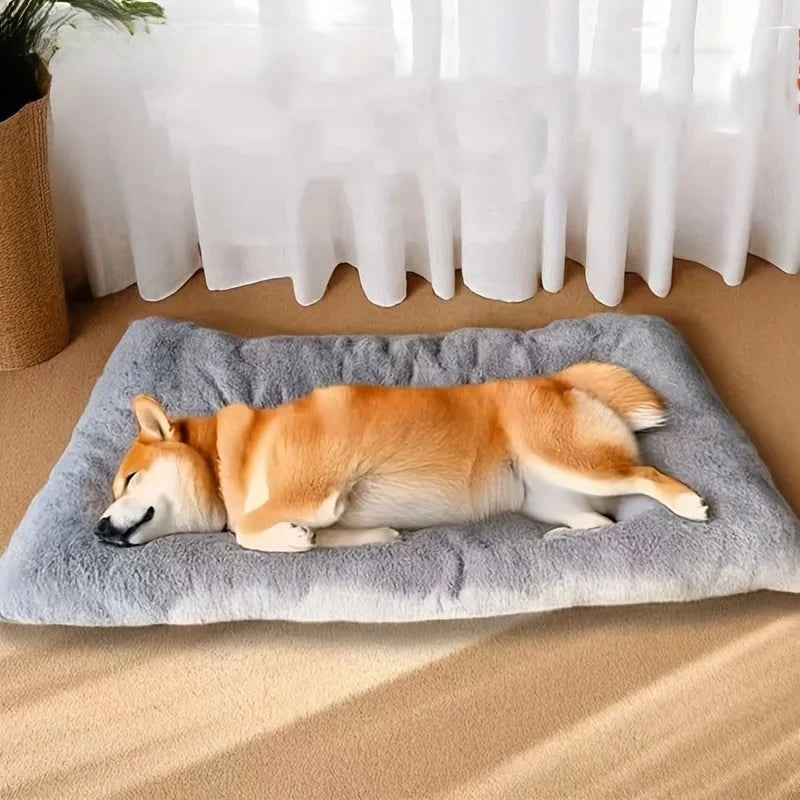 Grande cama de pelúcia para cães, sofá engrossado, super macio, poliéster, tapete para animais de estimação, caixa para cães pequenos, médios e grandes