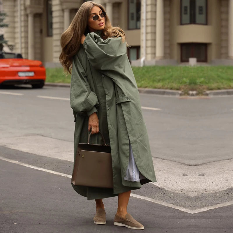 Casaco de Trincheira Comprido de Outono para Mulher com Gola Subida, Botões, Mangas Morcego, Abertura Lateral, Sobretudo Oversize, Estilo Chic, Moda Urbana e Corta-vento