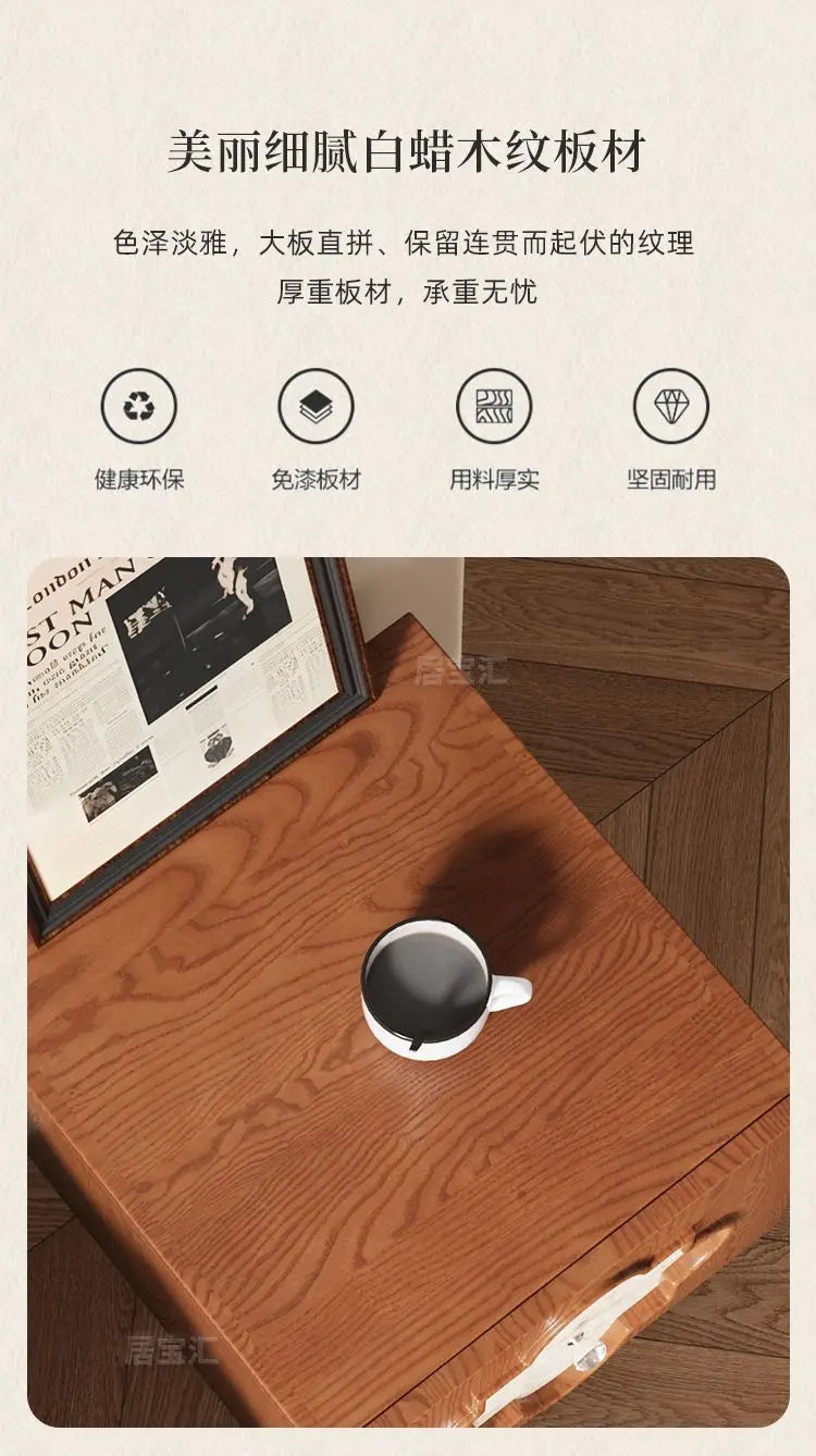 Mesa de Cabeceira Antiga de Luxo de Alta Qualidade em Madeira de Freixo com Design Artístico de Trevo de Quatro Folhas, Armário Lateral para Sofá e Armário de Cabeceira para Quarto