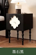 Mesa de Cabeceira Antiga de Luxo de Alta Qualidade em Madeira de Freixo com Design Artístico de Trevo de Quatro Folhas, Armário Lateral para Sofá e Armário de Cabeceira para Quarto