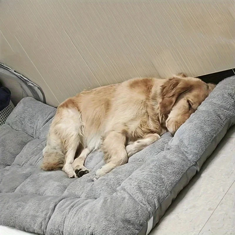Grande cama de pelúcia para cães, sofá engrossado, super macio, poliéster, tapete para animais de estimação, caixa para cães pequenos, médios e grandes