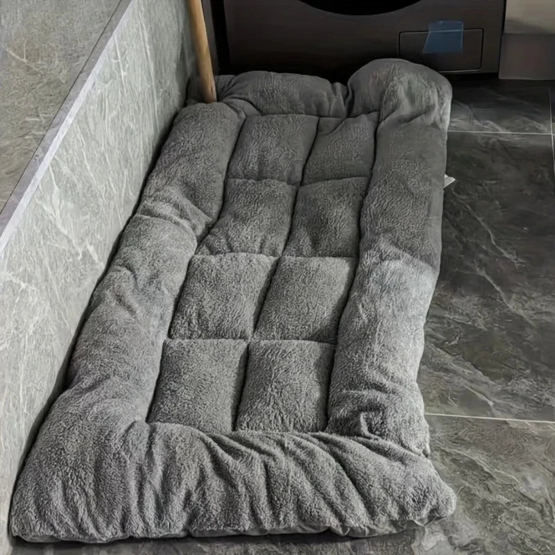 Grande cama de pelúcia para cães, sofá engrossado, super macio, poliéster, tapete para animais de estimação, caixa para cães pequenos, médios e grandes