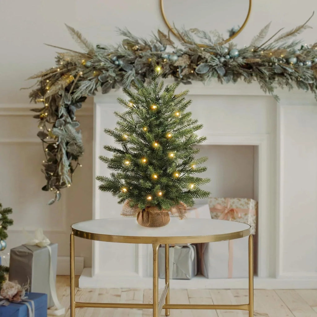Decoração de árvore de natal 2025 decoração de casa decoração de ano novo pinho de natal embutido led mesa artificial pequena árvore de natal