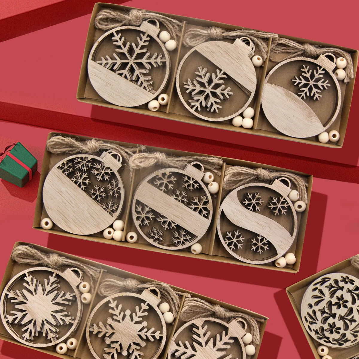 12 pçs/caixa bola de madeira pingente oco natal floco de neve pendurado ornamentos para decorações da árvore noel diy presentes embrulho suprimentos