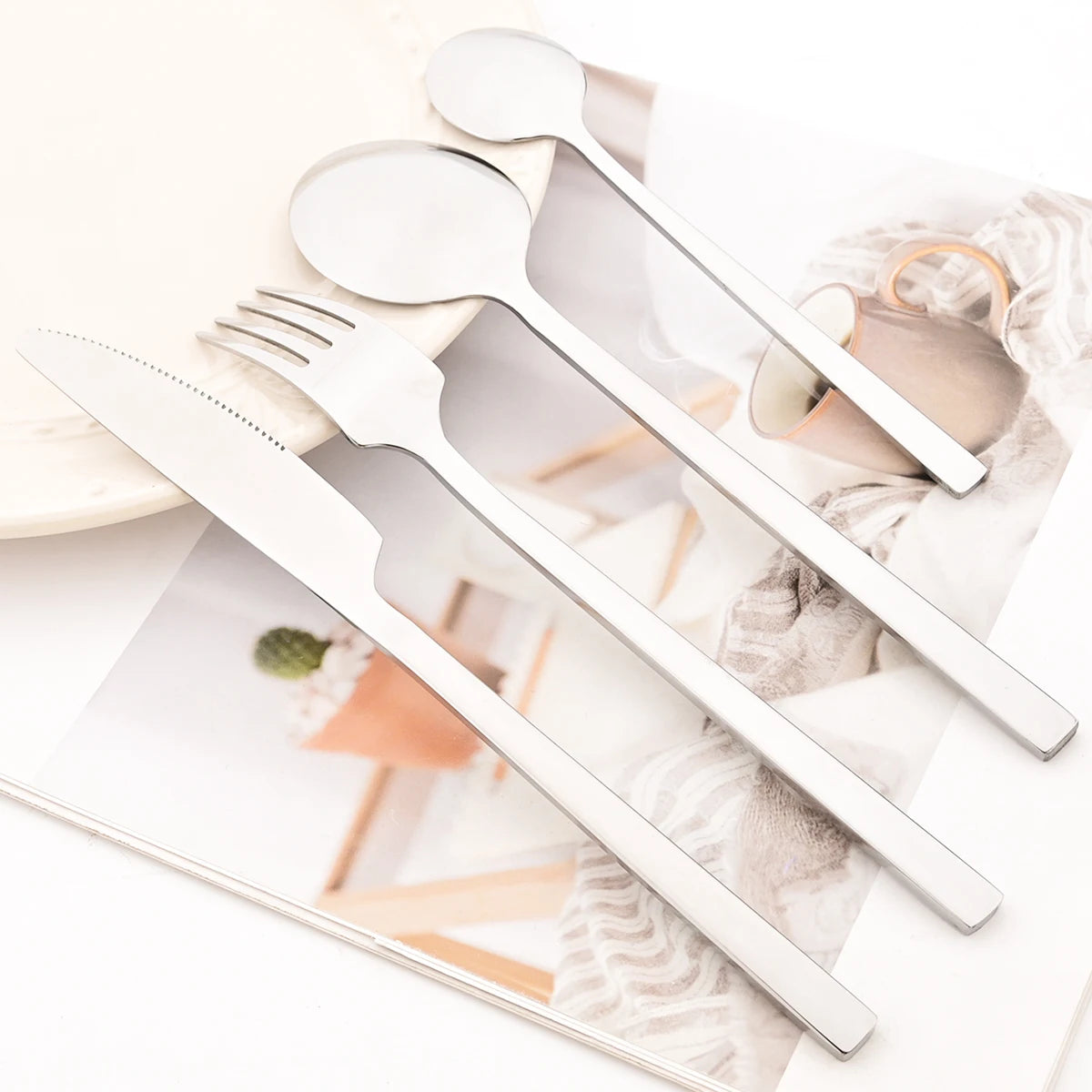 4pcs High-quality Mirror Dinnerware Set Silver Stainless Steel Tableware Set Reusable Knife Fork Spoon Dining Table Utensils Kasa & Pet